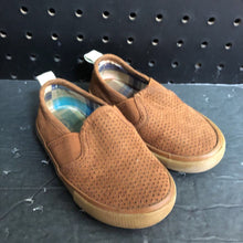 Load image into Gallery viewer, Girls Slip On Shoes
