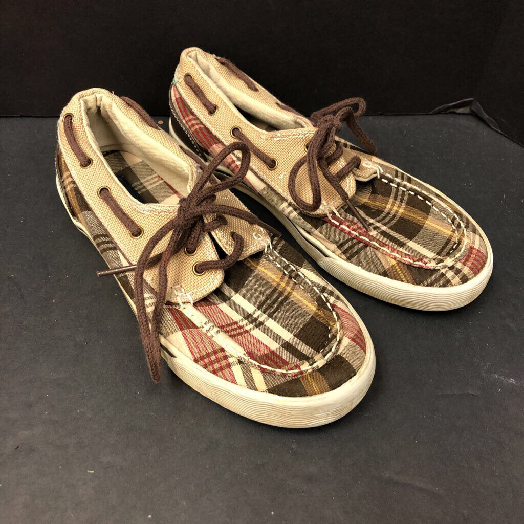 Boys casual shoes