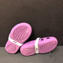 Load image into Gallery viewer, Girls Slip On Shoes
