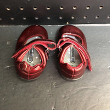 Load image into Gallery viewer, Girls Velcro Flats
