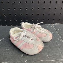 Load image into Gallery viewer, Girls Soft Sneakers
