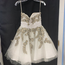 Load image into Gallery viewer, Formal dress w/floral &amp; bling
