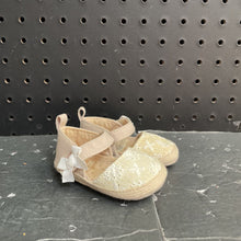 Load image into Gallery viewer, Girls Floral Sandals
