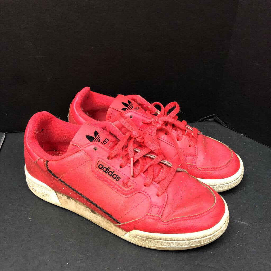 Girls sneakers