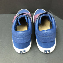 Load image into Gallery viewer, Girls Rise fit sneakers
