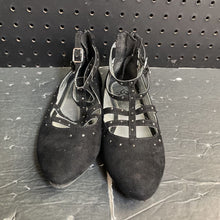 Load image into Gallery viewer, Girls Strappy Studded Flats
