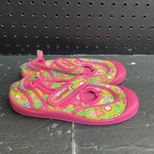 Load image into Gallery viewer, Girls Floral Water Shoes
