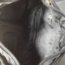 Load image into Gallery viewer, Hats,purses print handbag
