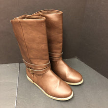 Load image into Gallery viewer, Girls Buckled Boots
