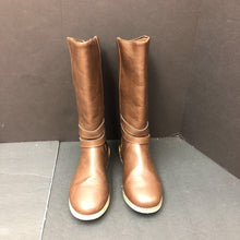 Load image into Gallery viewer, Girls Buckled Boots
