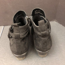Load image into Gallery viewer, Girls Fringe Ankle Boots
