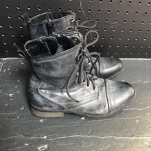 Load image into Gallery viewer, Girls Boots
