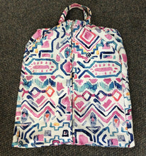 Load image into Gallery viewer, Patterned Garment Bag
