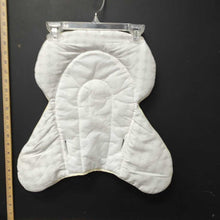 Load image into Gallery viewer, Infant high chair insert
