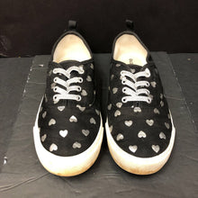 Load image into Gallery viewer, Girls Heart Slide On Shoes
