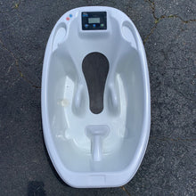 Load image into Gallery viewer, Baby Bath Tub w/Scale (AquaScale)
