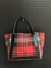 Load image into Gallery viewer, Plaid Rose Shoulder Bag
