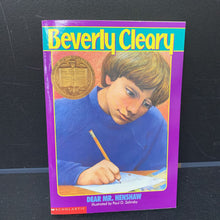 Load image into Gallery viewer, Dear Mr. Henshaw (Beverly Cleary) -chapter
