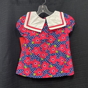 Flower collared top