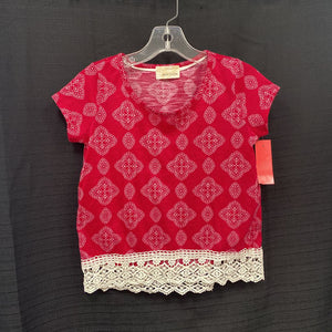 Pattern lace top