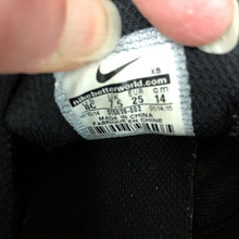Load image into Gallery viewer, Boys Shox Sneakers
