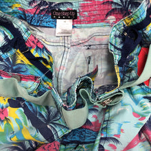 Load image into Gallery viewer, Ocean Shorts w/Belt
