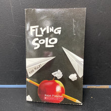 Load image into Gallery viewer, Flying Solo (Ralph Fletcher) -chapter paperback

