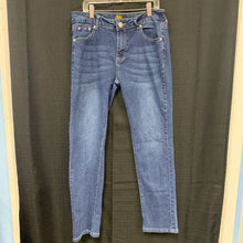 Load image into Gallery viewer, Denim Pants (Dkin)
