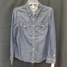 Load image into Gallery viewer, Denim Button Down Top
