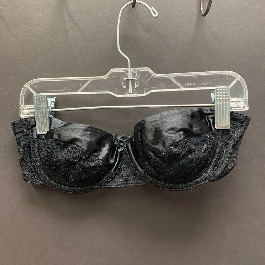Lace Strapless Bra