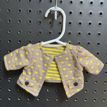 Load image into Gallery viewer, Top for 18&quot; Doll
