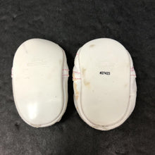 Load image into Gallery viewer, Shoes for 18" Doll
