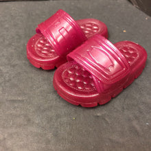 Load image into Gallery viewer, Slippers for 18&quot; Doll
