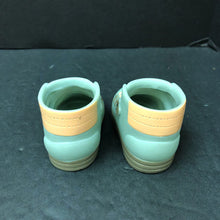 Load image into Gallery viewer, Shoes for 18" Doll

