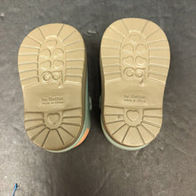 Load image into Gallery viewer, Shoes for 18" Doll
