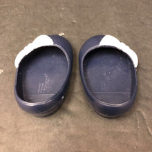 Load image into Gallery viewer, Shoes for 18" Doll
