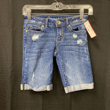 Load image into Gallery viewer, Denim shorts
