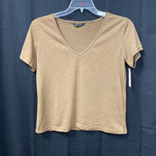 Load image into Gallery viewer, Vneck crop top
