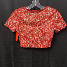 Load image into Gallery viewer, Floral crop top
