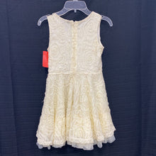 Load image into Gallery viewer, Spiral lace dress
