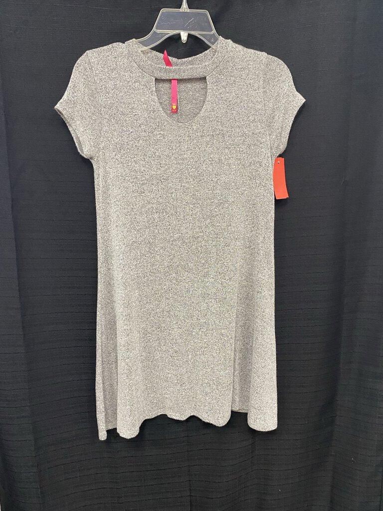 Solid dress
