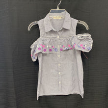 Load image into Gallery viewer, Flower off shoulder button top
