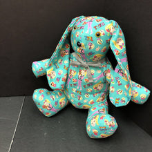 Load image into Gallery viewer, Rabbit w/Bow

