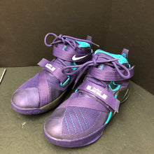 Load image into Gallery viewer, Boys Lebron James Soldier 9 Sneakers
