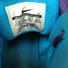 Load image into Gallery viewer, Boys Lebron James Soldier 9 Sneakers
