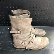 Load image into Gallery viewer, Girls Strappy Boots
