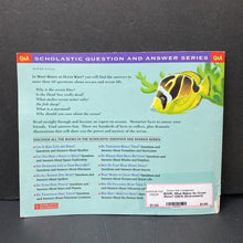 Load image into Gallery viewer, What Makes An Ocean Wave? (Q&amp;A) (Environment) (Melvin Berger) (Red Text Cover) -educational
