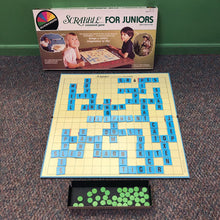 Load image into Gallery viewer, Scrabble for Juniors Double Sided 1982 Vintage Collectible (Selchow &amp; Righter)
