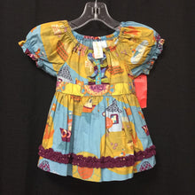 Load image into Gallery viewer, squirrel w/ house dress
