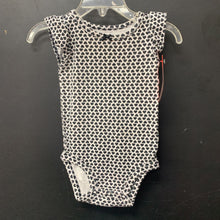 Load image into Gallery viewer, Hearts onesie
